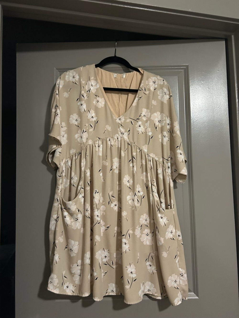 Beige Floral V-Neck Babydoll Dress with Pockets